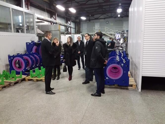 Представители министерства экономического развития Астраханской области посетили территорию завода «Волжанин»